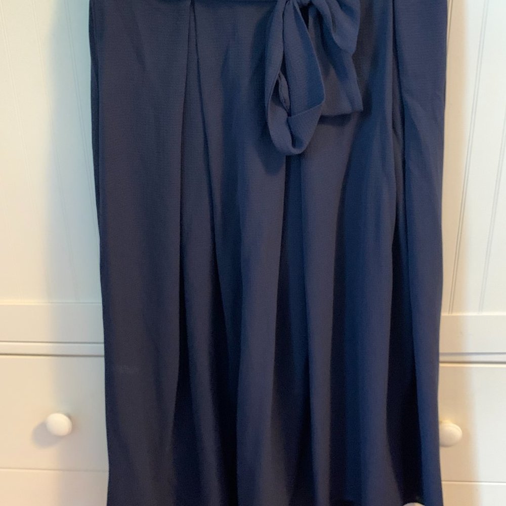 Flowy blue crepe skirt